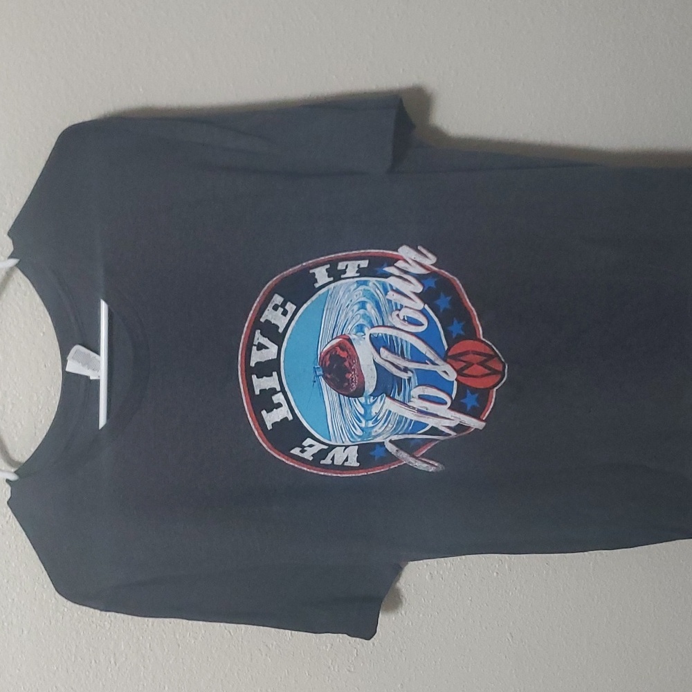 Men's Morgan Wallen themed shirt